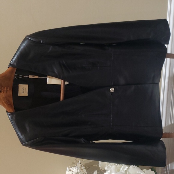 Nwt Elie Tahari size 12 jacket and 10 and 6 and 8 - Picture 3 of 12